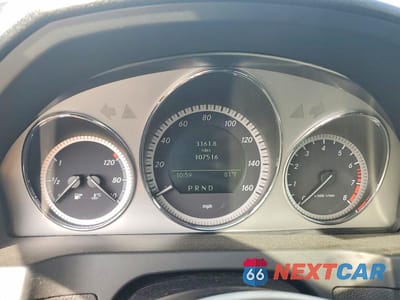 Zdjęcie 9 z 12 samochodu: 2011 MERCEDES-BENZ C 300 4MATIC VIN:WDDGF8BB1BR148348 - miniatura