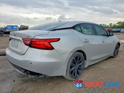 Trzecie zdjęcie samochodu z tyłu: 2017 NISSAN MAXIMA 3.5 SR VIN:1N4AA6AP3HC393654 - miniatura