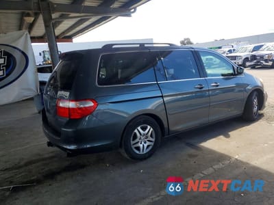 Trzecie zdjęcie samochodu z tyłu: 2005 HONDA ODYSSEY EX VIN:5FNRL38425B408029 - miniatura