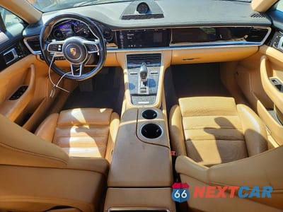 Zdjęcie 8 z 12 samochodu: 2020 PORSCHE PANAMERA BASE VIN:WP0AA2A7XLL100330 - miniatura