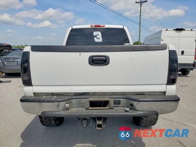 Zdjęcie 6 z 12 samochodu: 2006 GMC NEW SIERRA K1500 VIN:2GTEK19B861261531 - miniatura