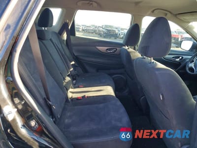 Zdjęcie 10 z 12 samochodu: 2015 NISSAN ROGUE S VIN:KNMAT2MVXFP568222 - miniatura