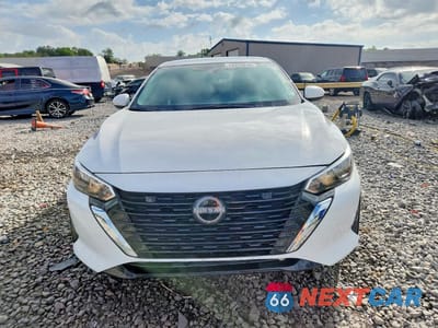 Piąte zdjęcie samochodu w środku: 2024 NISSAN SENTRA S VIN:3N1AB8BV6RY356433 - miniatura