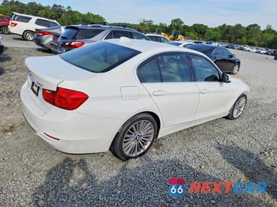 Trzecie zdjęcie samochodu z tyłu: 2013 BMW 328 I VIN:WBA3A5C54DF601930 - miniatura