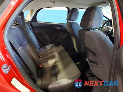 Zdjęcie 10 z 12 samochodu: 2014 FORD FOCUS SE VIN:1FADP3F27EL214132 - miniatura