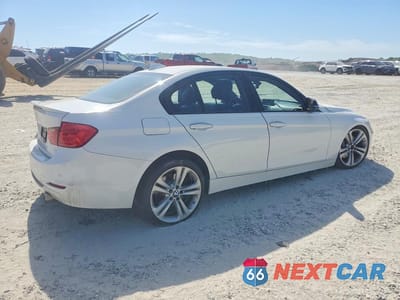 Trzecie zdjęcie samochodu z tyłu: 2013 BMW 335 I VIN:WBA3A9C50DF475573 - miniatura