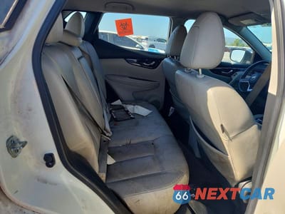 Zdjęcie 10 z 12 samochodu: 2017 NISSAN ROGUE SPORT SL VIN:JN1BJ1CP1HW015607 - miniatura