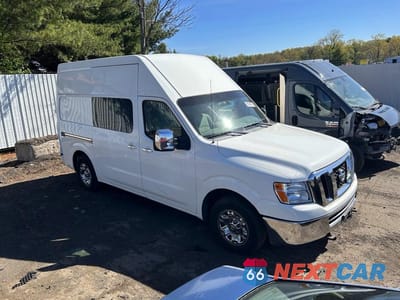 Czwarte zdjęcie samochodu z boku: 2014 NISSAN NV 2500 HD S VIN:1N6AF0LY4EN108102 - miniatura