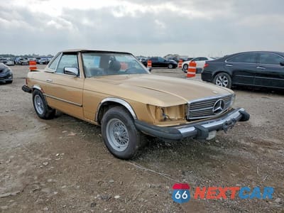 Czwarte zdjęcie samochodu z boku: 1982 MERCEDES-BENZ 380 SL VIN:WDBBA45A1CB013040 - miniatura