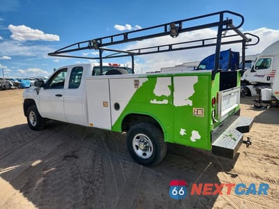 Drugie zdjęcie samochodu z przodu: 2009 CHEVROLET SILVERADO UTILITY / SERVICE TRUCK VIN:1GBHK49K99E150363 - miniatura