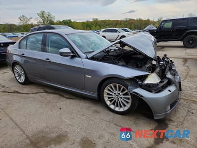 Czwarte zdjęcie samochodu z boku: 2009 BMW 328 XI SULEV VIN:WBAPK53569A514548 - miniatura