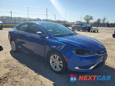 Czwarte zdjęcie samochodu z boku: 2015 CHRYSLER 200 LIMITED VIN:1C3CCCAB6FN573751 - miniatura