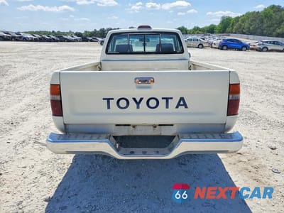 Zdjęcie 6 z 13 samochodu: 1994 TOYOTA PICKUP DX VIN:4TARN81P8RZ279804 - miniatura