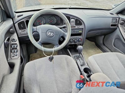 Zdjęcie 8 z 11 samochodu: 2006 HYUNDAI ELANTRA GLS VIN:KMHDN46D36U378119 - miniatura
