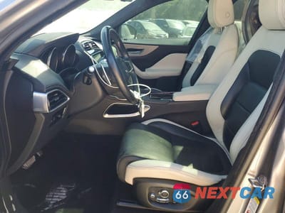 Zdjęcie 7 z 14 samochodu: 2020 JAGUAR F-PACE S VIN:SADCM2FV3LA645101 - miniatura