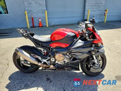 2020 BMW S 1000 RR WB10E2302L6D34461 - główne zdjęcie licytacji z USA - miniatura