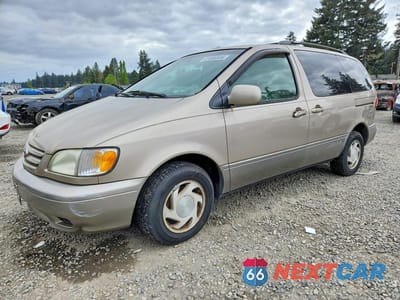 2002 TOYOTA SIENNA LE 4T3ZF13CX2U437925 - główne zdjęcie licytacji z USA - miniatura