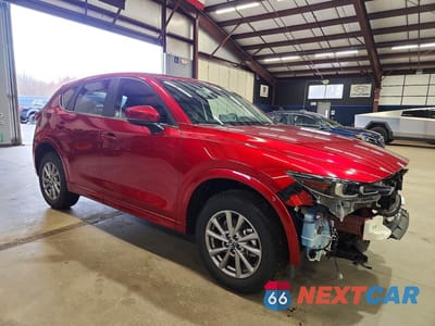 Czwarte zdjęcie samochodu z boku: 2025 MAZDA CX-5 PREFERRED VIN:JM3KFBCL6S0645643 - miniatura