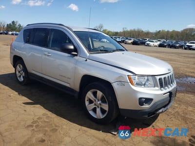 Czwarte zdjęcie samochodu z boku: 2012 JEEP COMPASS SPORT VIN:1C4NJDBB3CD539864 - miniatura