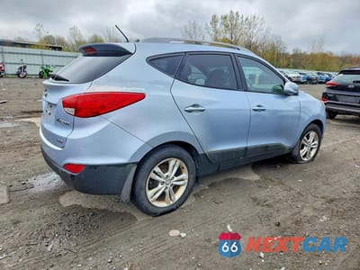 Trzecie zdjęcie samochodu z tyłu: 2010 HYUNDAI TUCSON GLS VIN:KM8JUCAC6AU053715 - miniatura