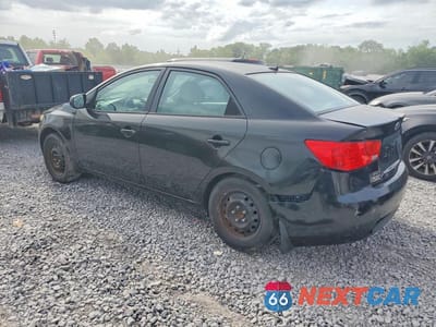 Drugie zdjęcie samochodu z przodu: 2013 KIA FORTE LX VIN:KNAFT4A2XD5738662 - miniatura