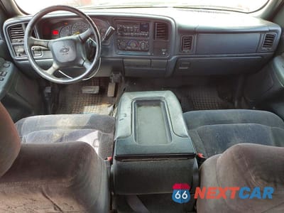 Zdjęcie 8 z 12 samochodu: 2001 CHEV SILVERADO C2500 HEAVY DUTY VIN:1GCHC29U41E297077 - miniatura