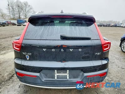 Zdjęcie 6 z 12 samochodu: 2020 VOLVO XC40 T5 MOMENTUM VIN:YV4162UK8L2323857 - miniatura