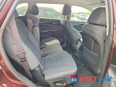 Zdjęcie 10 z 11 samochodu: 2019 KIA SORENTO LX VIN:5XYPGDA30KG569311 - miniatura