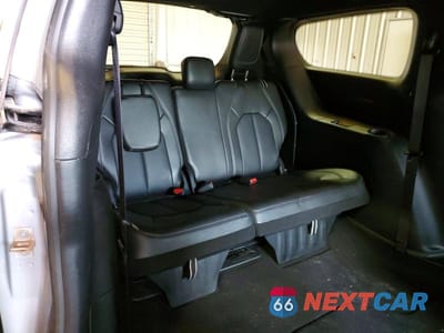 Zdjęcie 11 z 12 samochodu: 2026 CHRYSLER PACIFICA SELECT VIN:2C4RC1BGXTR174828 - miniatura