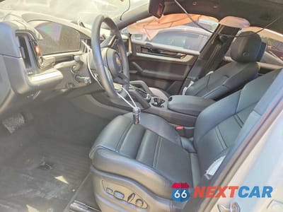Zdjęcie 7 z 13 samochodu: 2024 PORSCHE CAYENNE COUPE VIN:WP1BA2AY6RDA54574 - miniatura