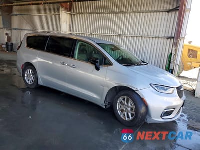 Czwarte zdjęcie samochodu z boku: 2024 CHRYSLER PACIFICA TOURING L VIN:2C4RC1BG1RR158106 - miniatura