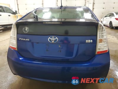 Zdjęcie 6 z 13 samochodu: 2010 TOYOTA PRIUS V VIN:JTDKN3DU4A0071969 - miniatura