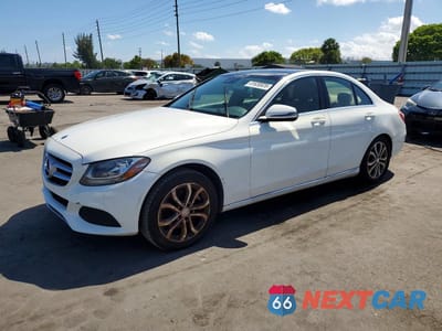 2017 MERCEDES-BENZ C 300 55SWF4JBXHU201125 - główne zdjęcie licytacji z USA - miniatura