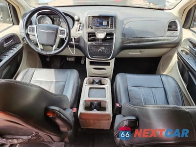 Zdjęcie 8 z 13 samochodu: 2014 CHRYSLER TOWN & COUNTRY TOURING VIN:2C4RC1BG2ER446114 - miniatura