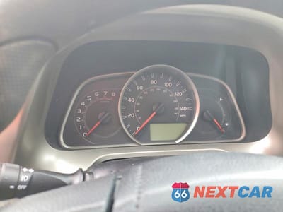 Zdjęcie 9 z 11 samochodu: 2014 TOYOTA RAV4 XLE VIN:JTMWFREV0ED028348 - miniatura