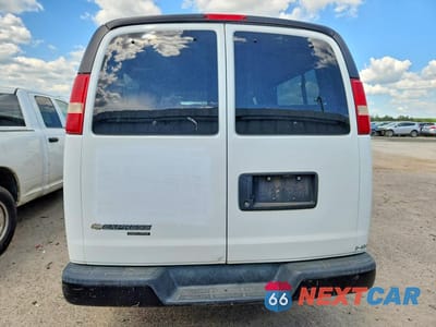Zdjęcie 6 z 13 samochodu: 2014 CHEVROLET EXPRESS G3500 LS VIN:1GAZGZFA2E1140956 - miniatura