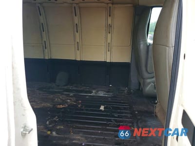 Zdjęcie 11 z 13 samochodu: 2019 CHEVROLET EXPRESS 2500 CARGO DELIVERY VAN VIN:1GCWGBFP8K1152532 - miniatura