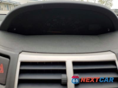 Zdjęcie 9 z 14 samochodu: 2010 TOYOTA YARIS BASE VIN:JTDKT4K36A5296015 - miniatura