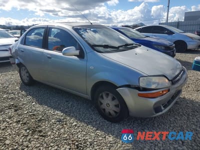Czwarte zdjęcie samochodu z boku: 2005 CHEVROLET AVEO LT VIN:KL1TG52675B387317 - miniatura