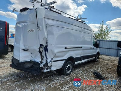 Trzecie zdjęcie samochodu z tyłu: 2024 FORD TRANSIT T-250 VIN:1FTBR3X86RKA63746 - miniatura