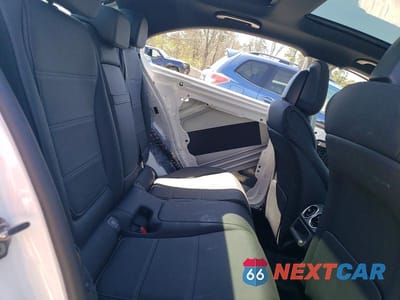 Zdjęcie 10 z 13 samochodu: 2024 MERCEDES-BENZ C 300 4MATIC VIN:W1KAF4HB8RR157760 - miniatura