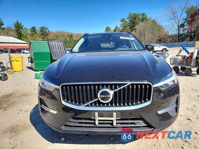 Piąte zdjęcie samochodu w środku: 2022 VOLVO XC60 B5 MOMENTUM VIN:YV4L12RK6N1988149 - miniatura
