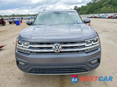 Piąte zdjęcie samochodu w środku: 2018 VOLKSWAGEN ATLAS SE VIN:1V2KR2CA5JC577622 - miniatura