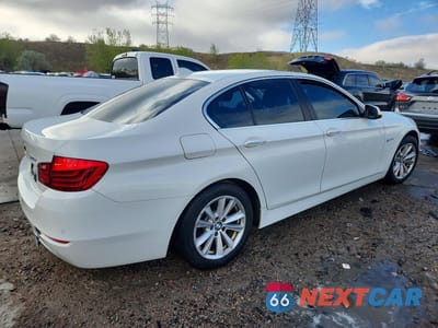 Trzecie zdjęcie samochodu z tyłu: 2016 BMW 528 XI VIN:WBA5A7C5XGG643621 - miniatura
