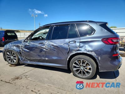 Drugie zdjęcie samochodu z przodu: 2021 BMW X5 M50I VIN:5UXJU4C07M9F17469 - miniatura