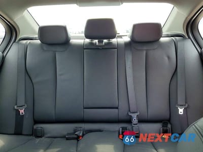 Zdjęcie 10 z 13 samochodu: 2014 BMW 328 VIN:WBA3D3C5XEK154878 - miniatura