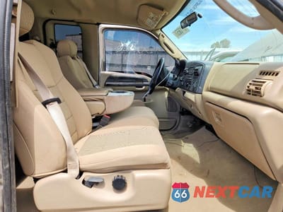 Zdjęcie 7 z 12 samochodu: 2005 FORD F250 SUPER DUTY VIN:1FTSX21P85EB21865 - miniatura