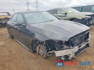 Czwarte zdjęcie samochodu z boku: 2023 MERCEDES-BENZ C 300 4MATIC VIN:W1KAF4HB2PR069090 - miniatura
