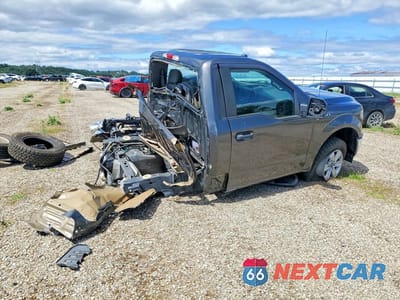 Trzecie zdjęcie samochodu z tyłu: 2018 FORD F150 VIN:1FTMF1EP3JKD35528 - miniatura