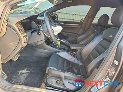 Zdjęcie 7 z 12 samochodu: 2018 VOLKSWAGEN GOLF R VIN:WVWVF7AU2JW219040 - miniatura